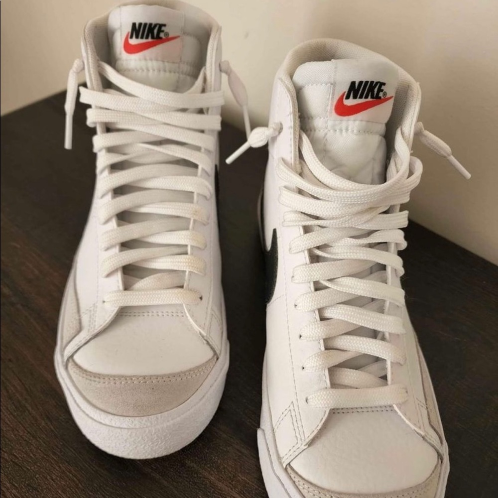 Nike Blazer Mid 77